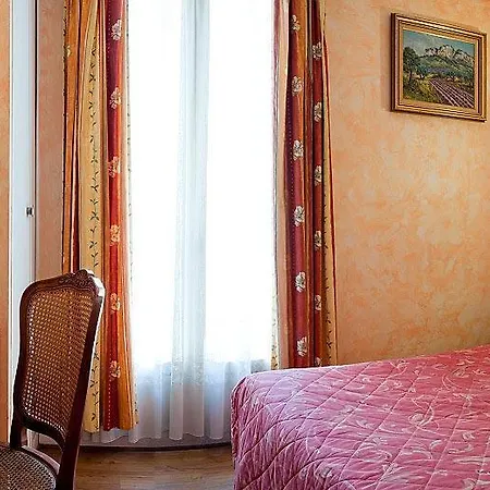 Legendre Hotel 2*