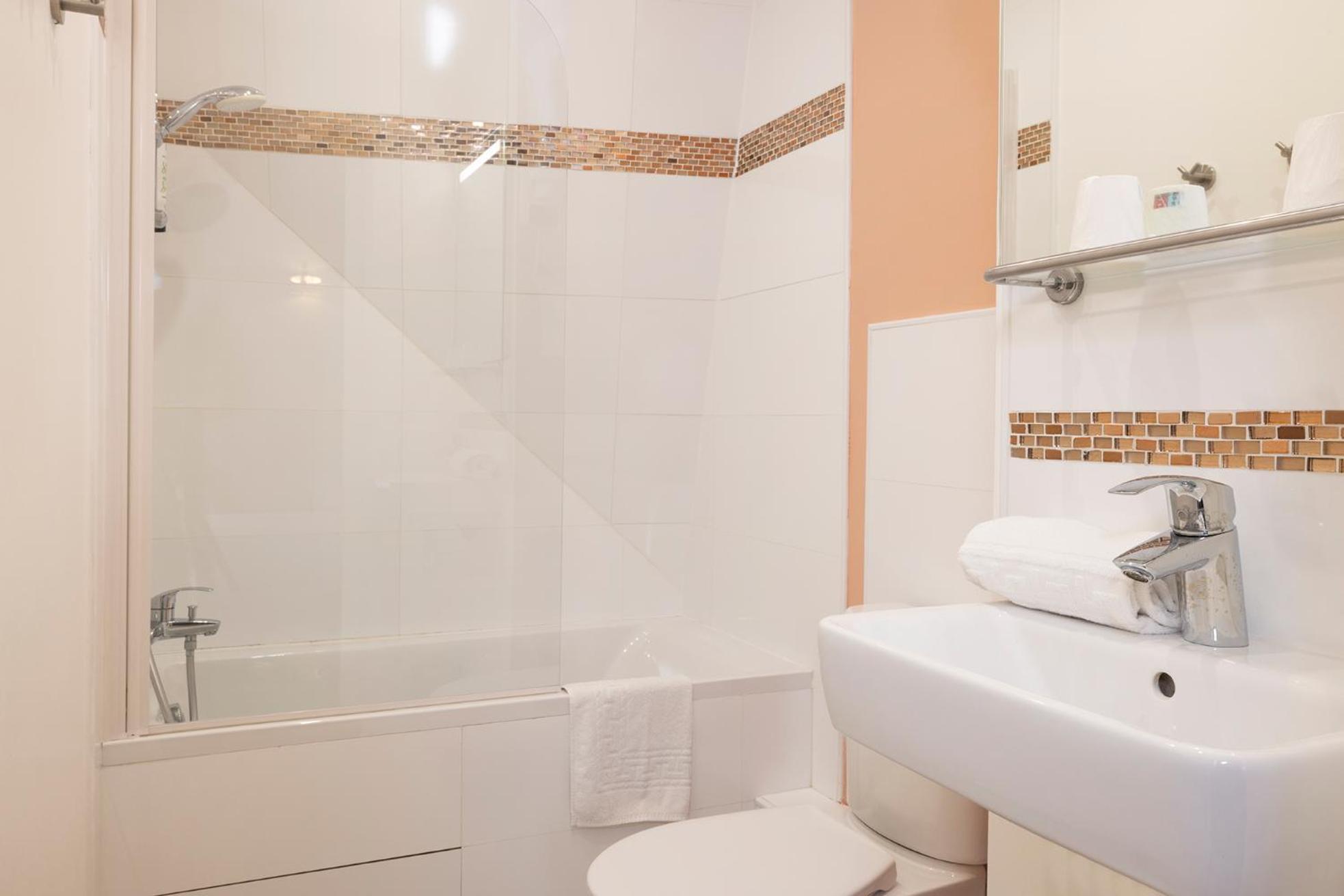 Hotel Legendre Paris